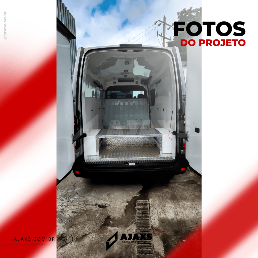 Projeto entregue Instalação de maleiros personalizados